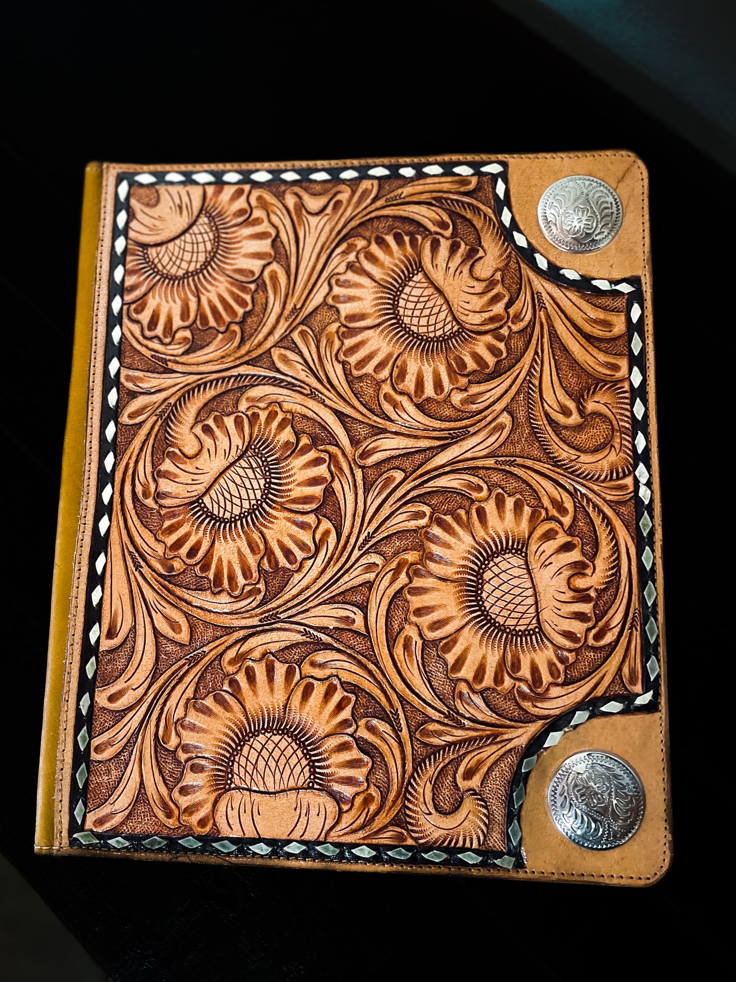 Western Tooled Leather with Conch Folder